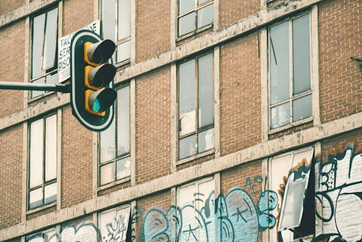 Kdy Odvlhčit Budovu: Klíčové Signály a Důsledky Pro Ignorování