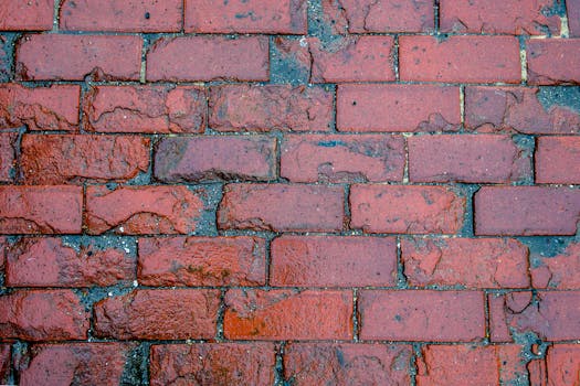 Efektivní Sanace Vlhkého Zdiva: Kompletní Průvodce Výběrem Technologie